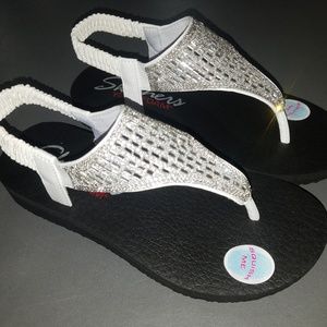 NWT Skechers | Rock Crown Sandals